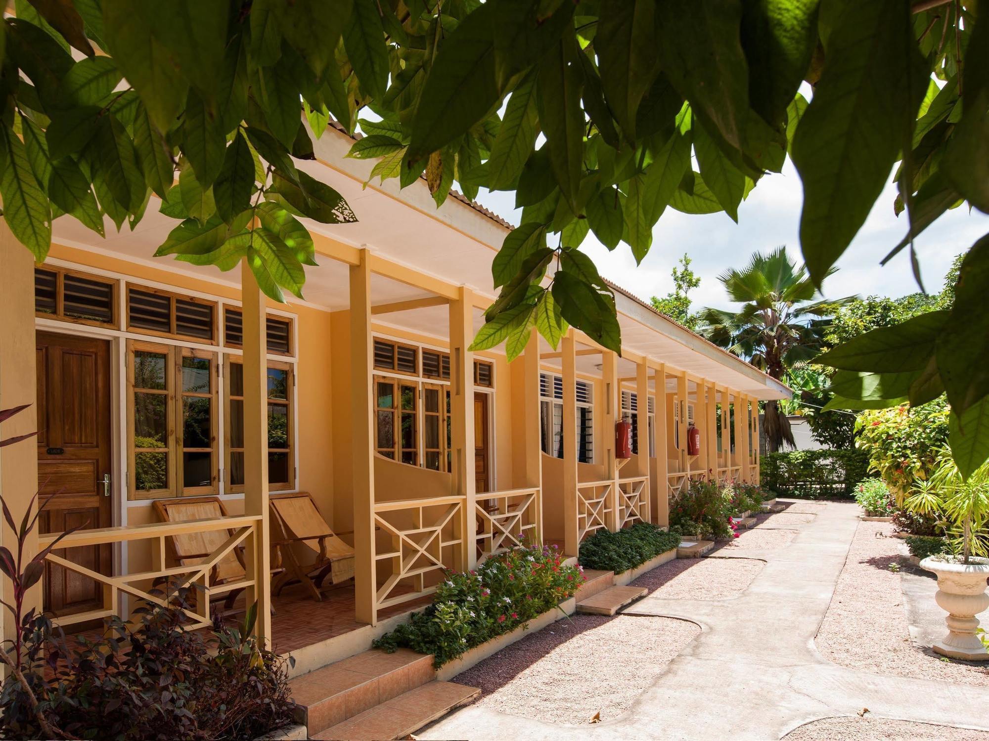 Chez Marston Hotel La Digue Exterior photo